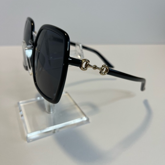 Gucci GG0744SK Oversized Square Black Sunglasses Women w/ Case & Dust Bag - Picture 7 of 16